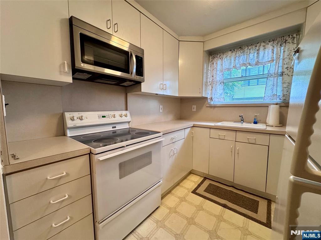 816 Kingsland Lane Apt 1 - Photo 5