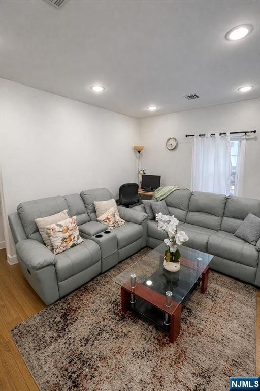 419 Bloomfield Avenue 415 - Photo 2