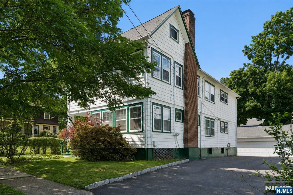 26 Howe Avenue 2 - Photo 3