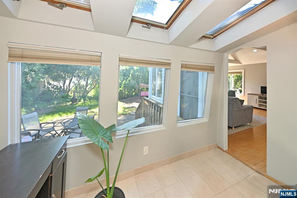738 Grant Avenue — photo 15
