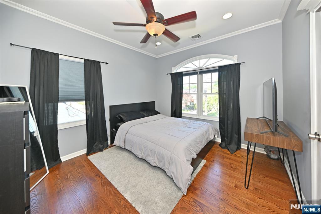 738 Grant Avenue — photo 20
