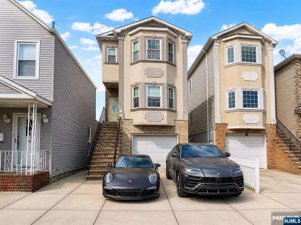 23 Davis Street 1 - Photo 1