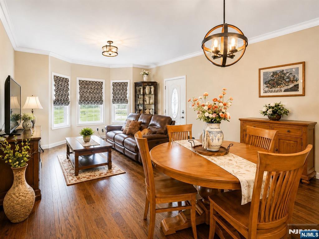 23 Davis Street 1 - Photo 2