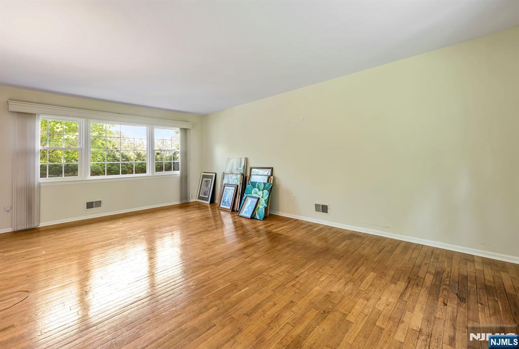 37 Wolfe Drive - Photo 5