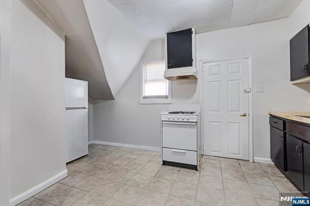 94 Manchester Avenue, Paterson, NJ 07502 Listing Photo  10