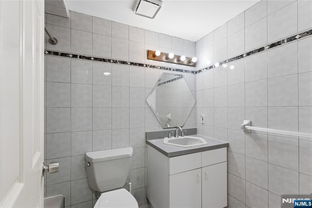 767 Kingsland Avenue - Photo 5