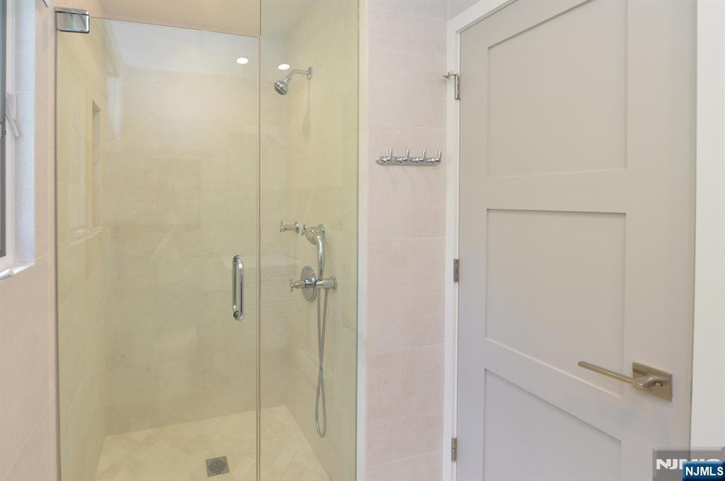 17 Forest Lake Drive — photo 23