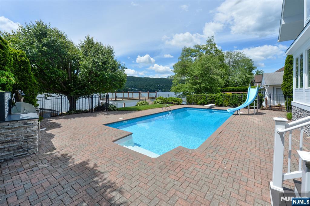 17 Forest Lake Drive — photo 7