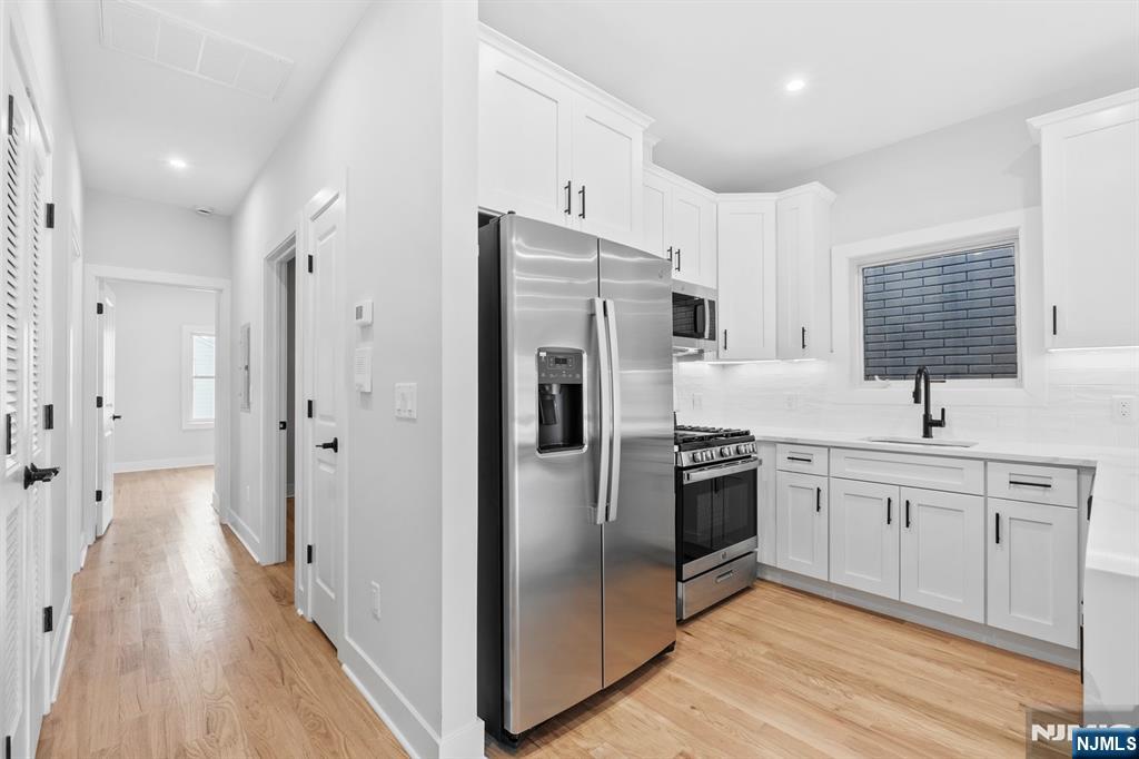 441 John Street - Photo 5