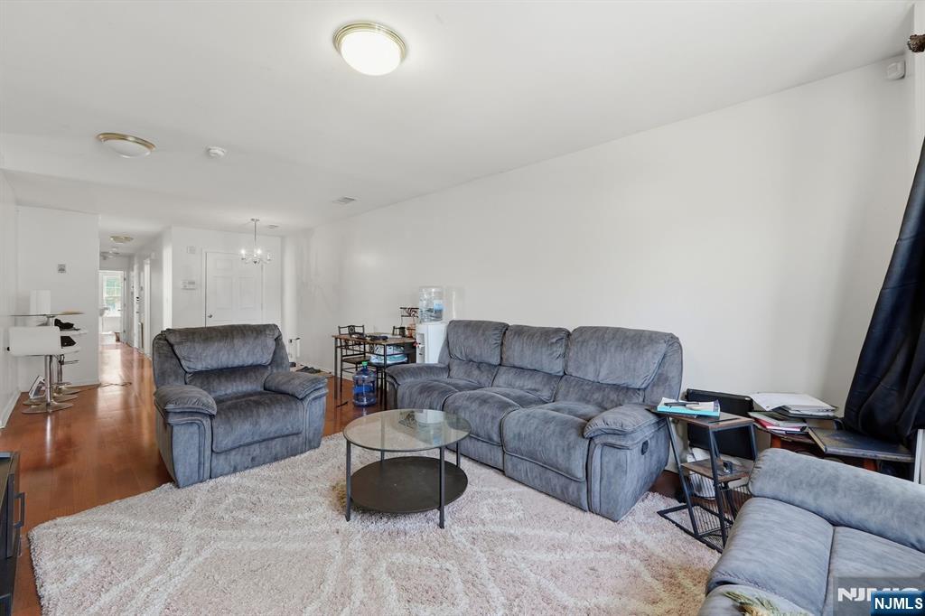 606 19th Street
