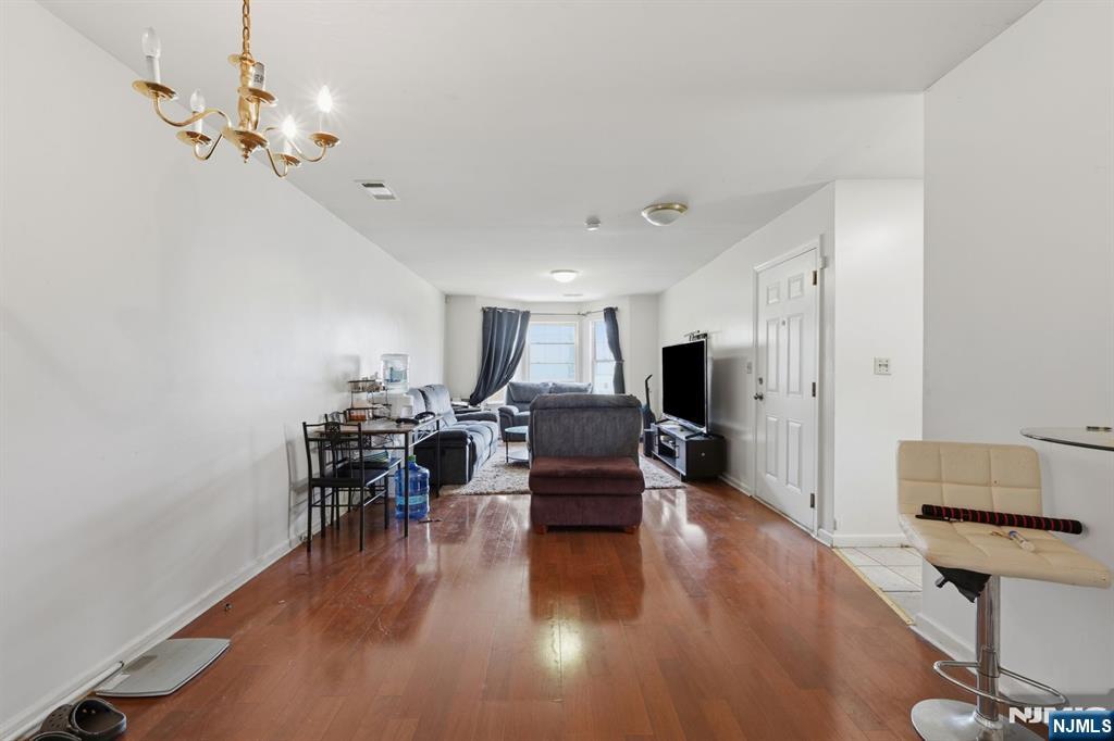 606 19th Street