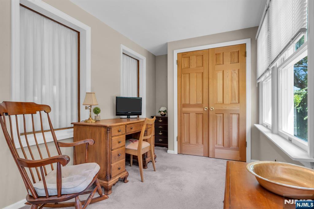 122 Herbert Avenue - Photo 3