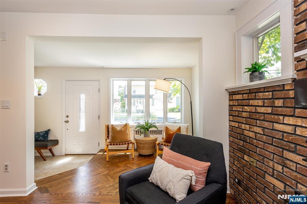42 Johnson Avenue - Photo 5