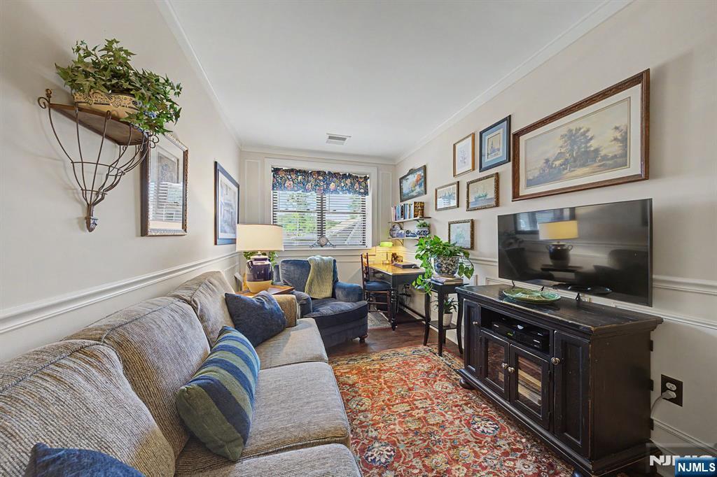 124 E Main Street 305 - Photo 4