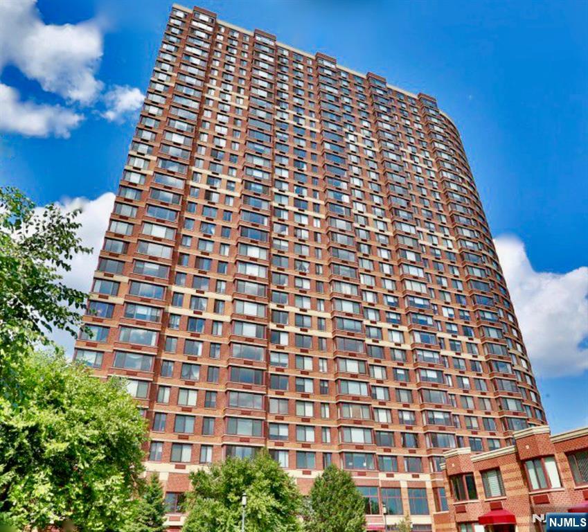 100 Old Palisade Road 3408 - Photo 1