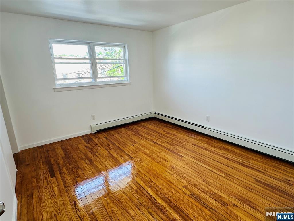 162 Spring Street 4 - Photo 4