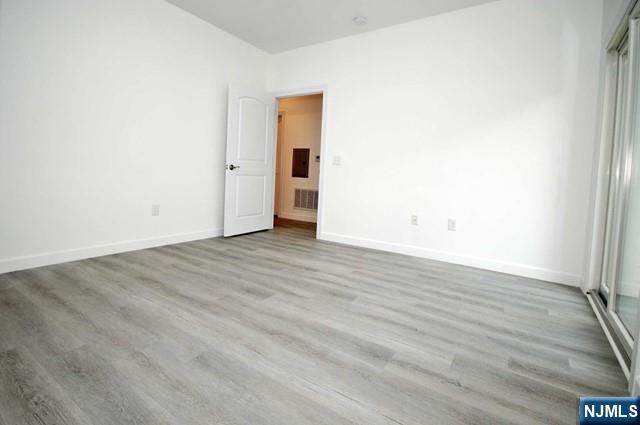 754 Paterson Avenue 1 - Photo 5