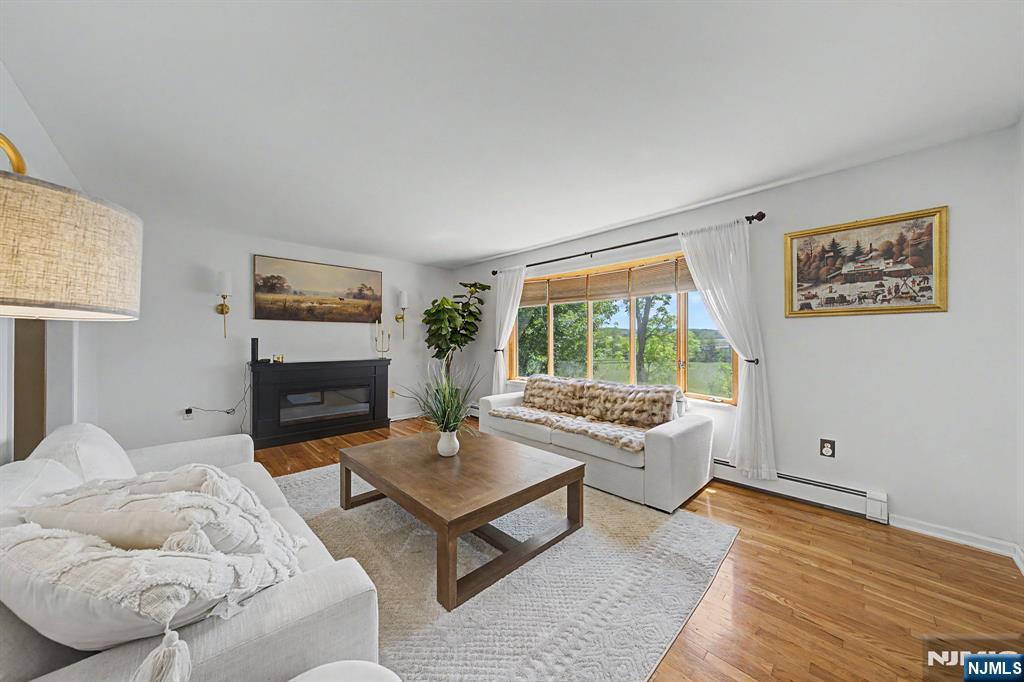 949 Rockport Road - Photo 2
