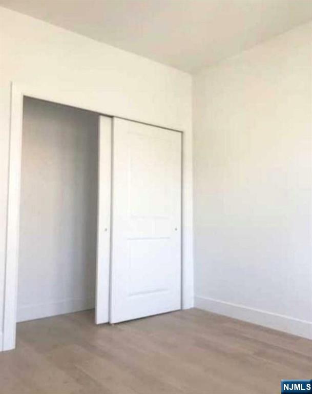 24 49th Street