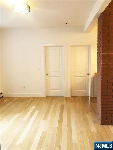 24 49th Street