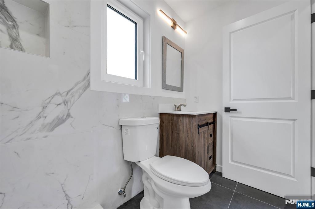 378 Marvin, Hackensack, NJ 07601 Listing Photo  23