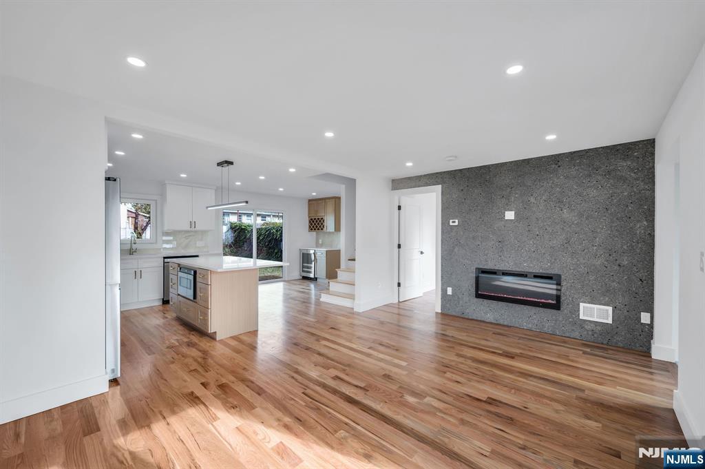 378 Marvin, Hackensack, NJ 07601 Listing Photo  6