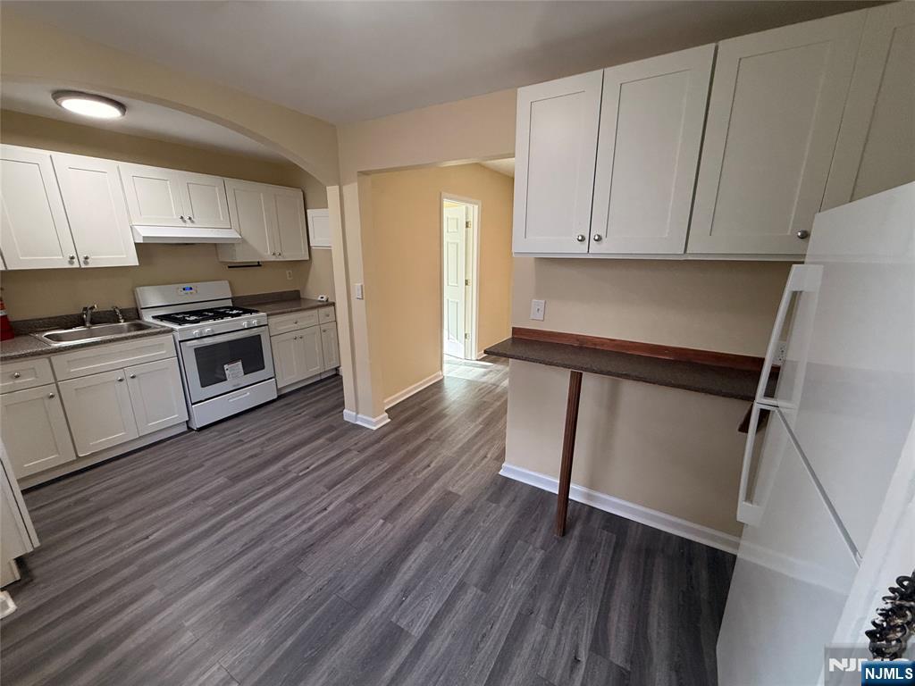 17 Westview Terrace, Teaneck, NJ 07666 Listing Photo  11