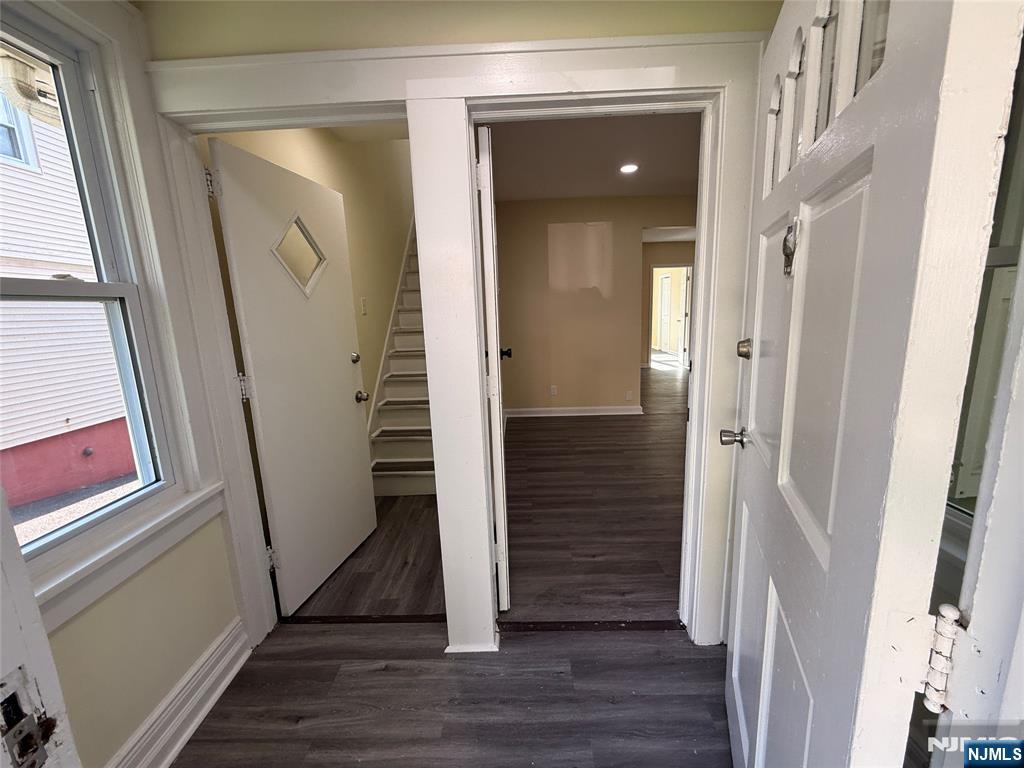 17 Westview Terrace, Teaneck, NJ 07666 Listing Photo  12