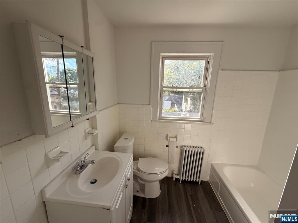 17 Westview Terrace, Teaneck, NJ 07666 Listing Photo  15