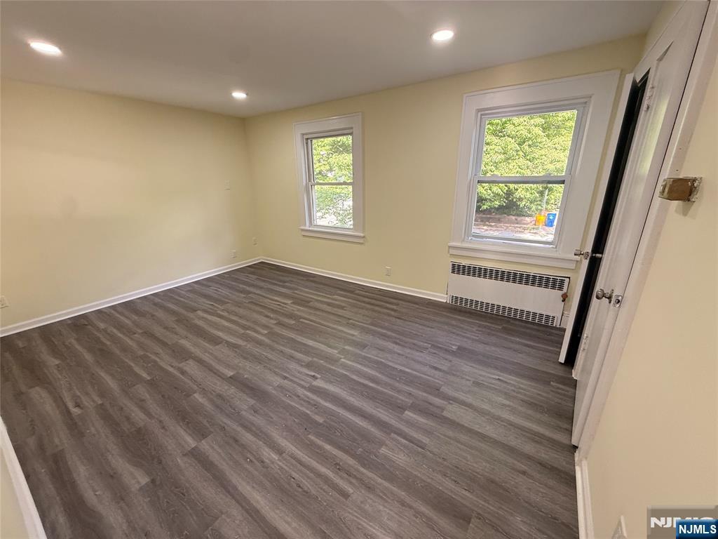 17 Westview Terrace, Teaneck, NJ 07666 Listing Photo  18
