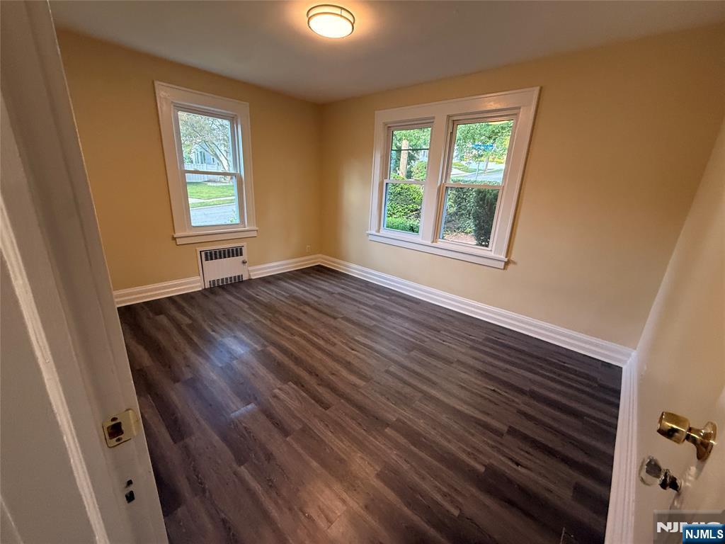 17 Westview Terrace, Teaneck, NJ 07666 Listing Photo  6