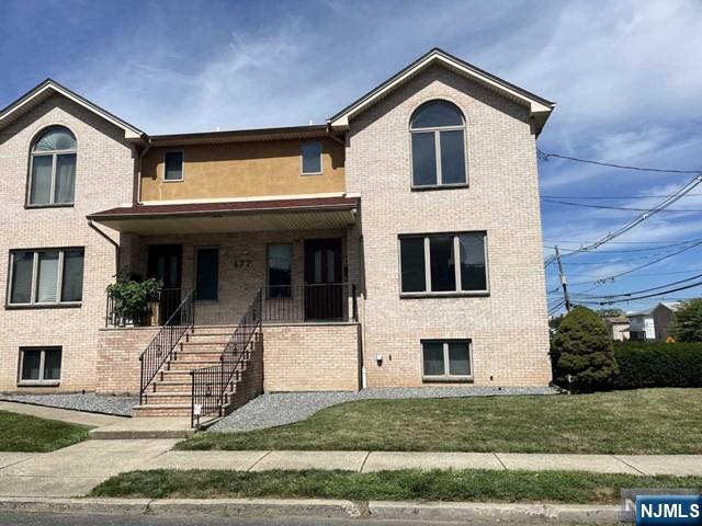 477 3rd Street B - Photo 1