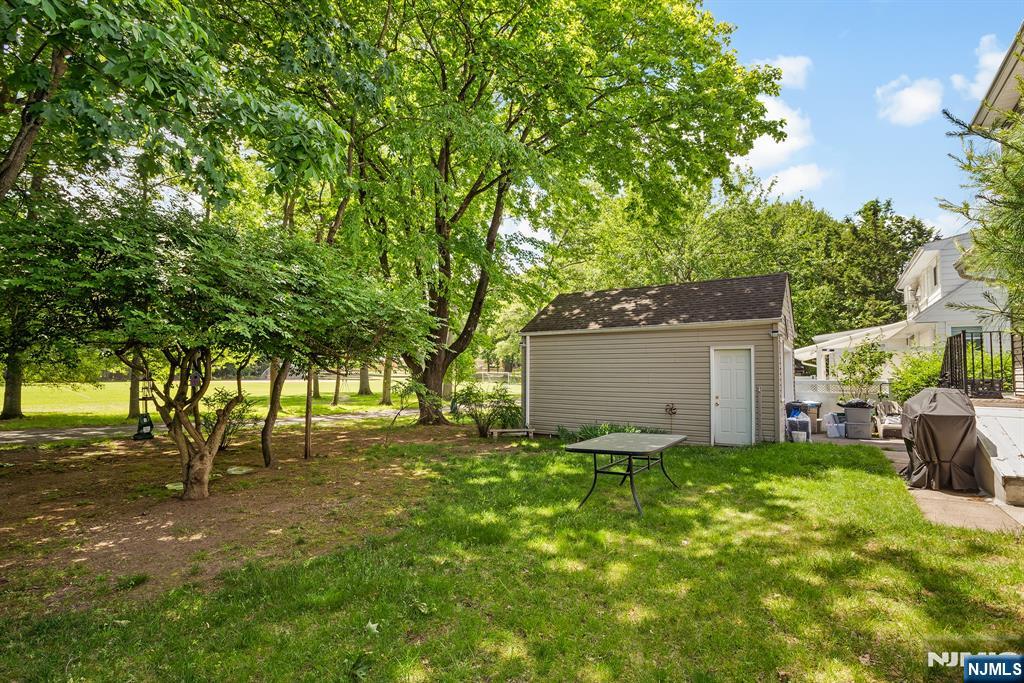 642 Ellington Rd, Ridgewood, NJ 07450