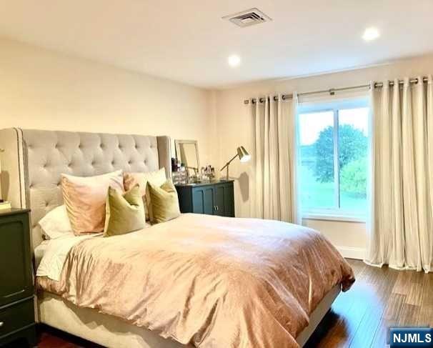 Spacious Bedroom