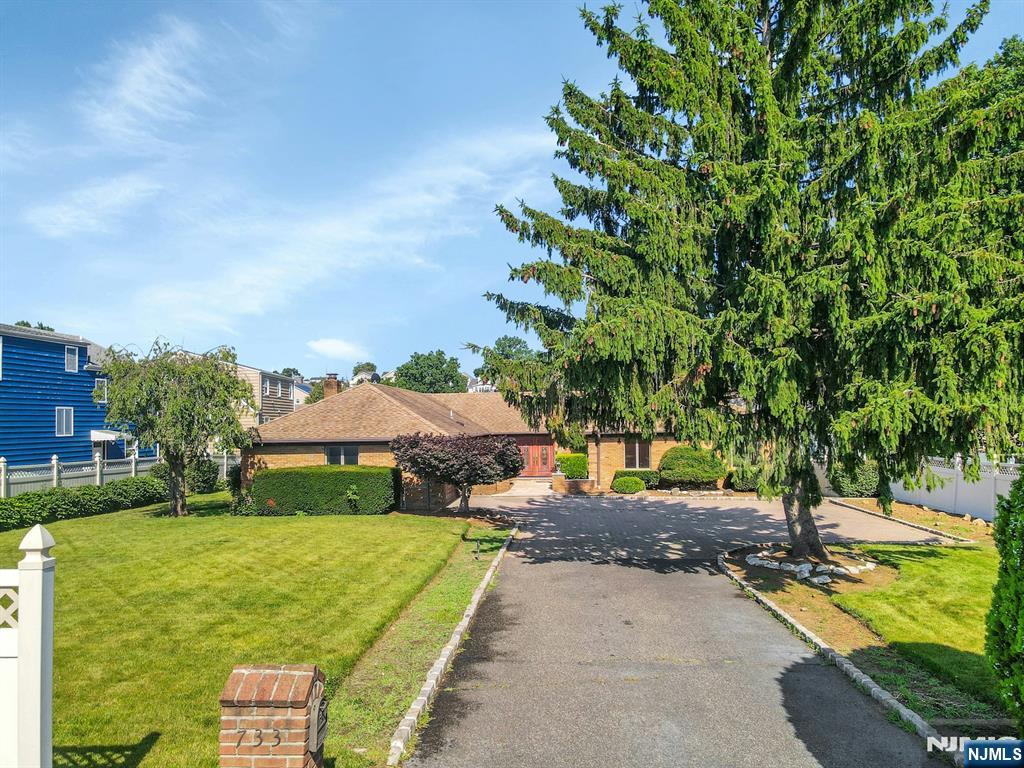 733 1st Street - Photo 4