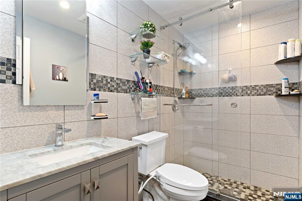 398 Hoover Avenue #185