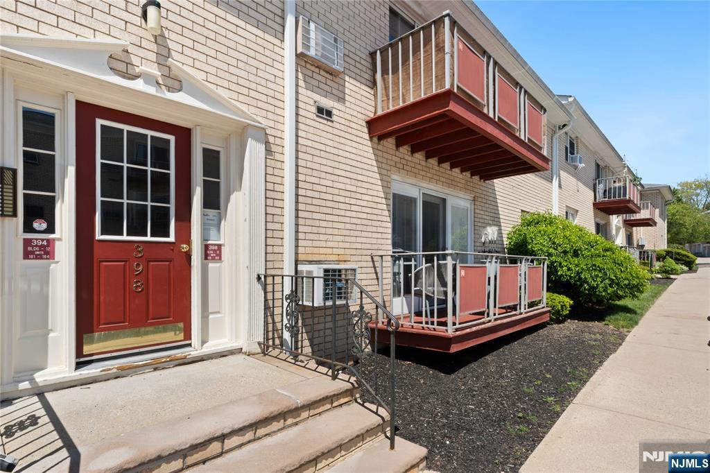 398 Hoover Avenue #185