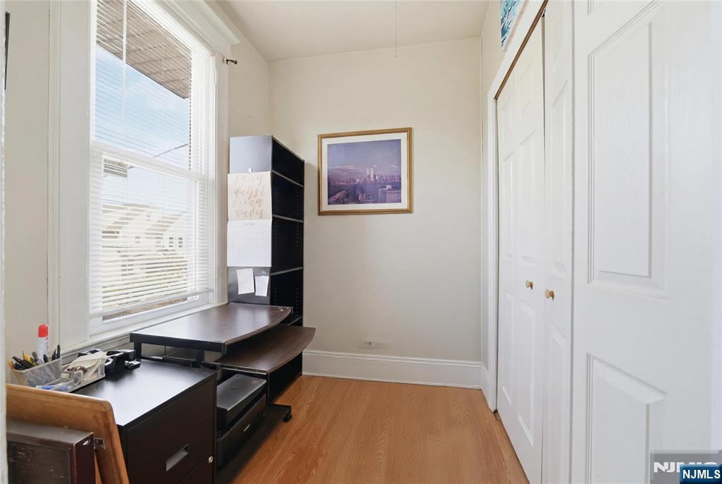 31 Division Avenue