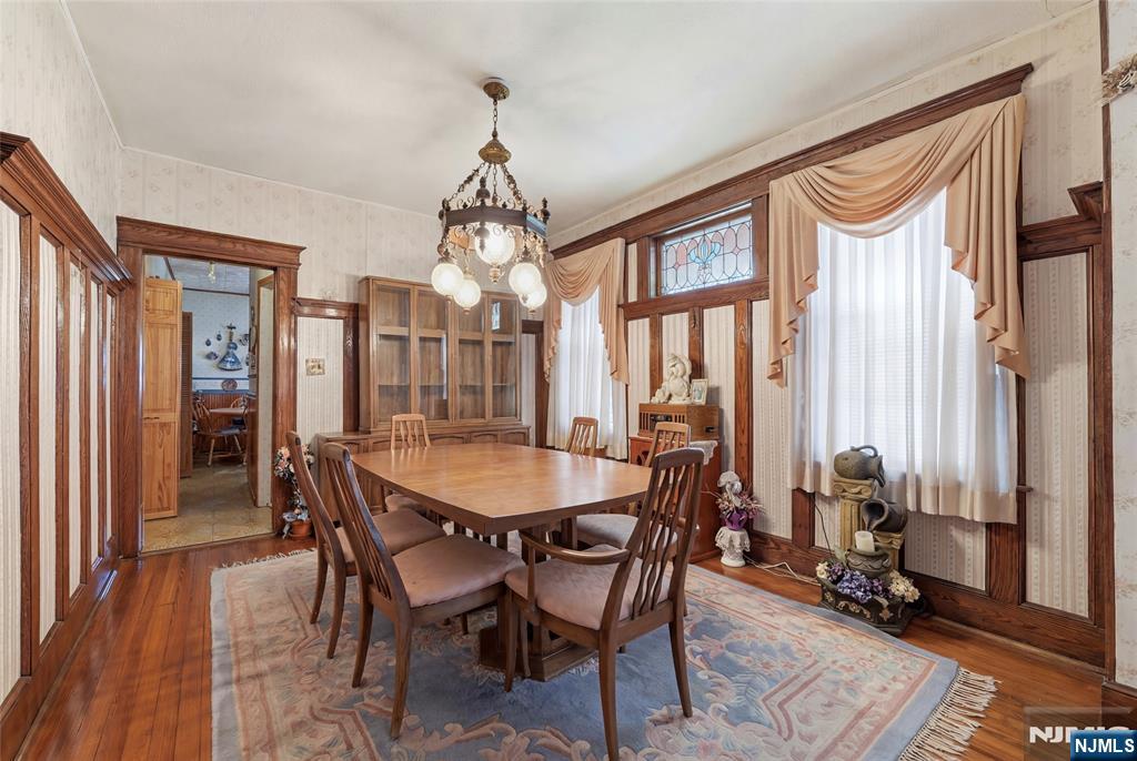 31 Division Avenue