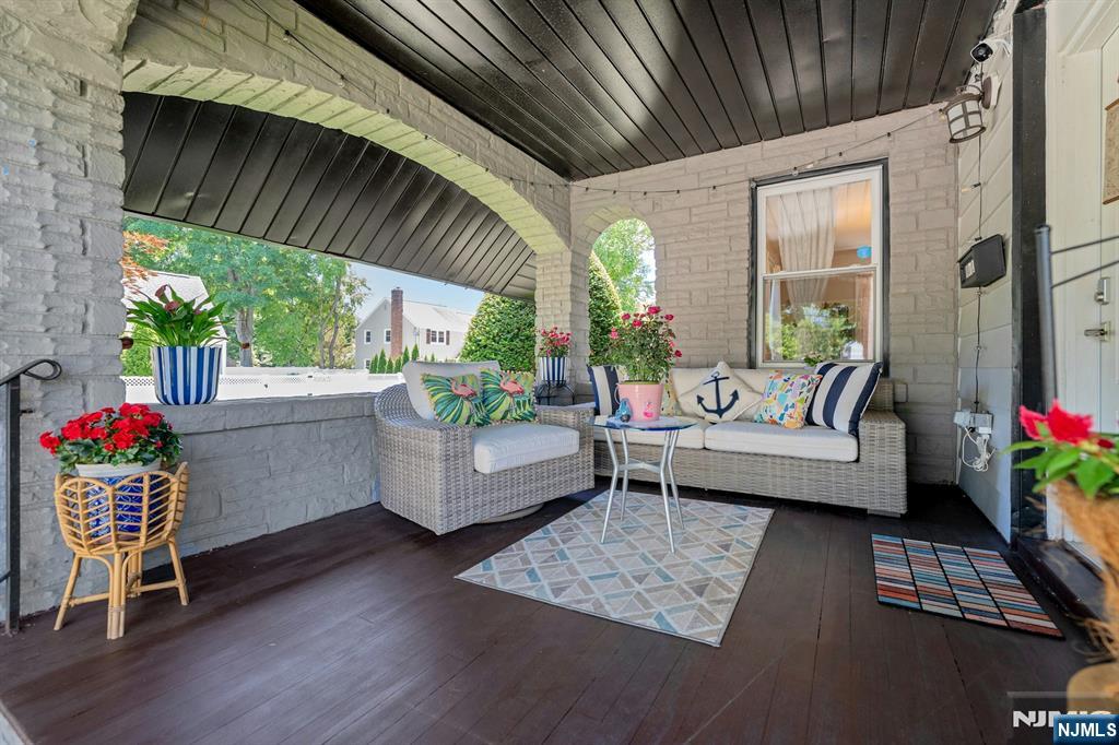 149 Elm Avenue - Photo 5
