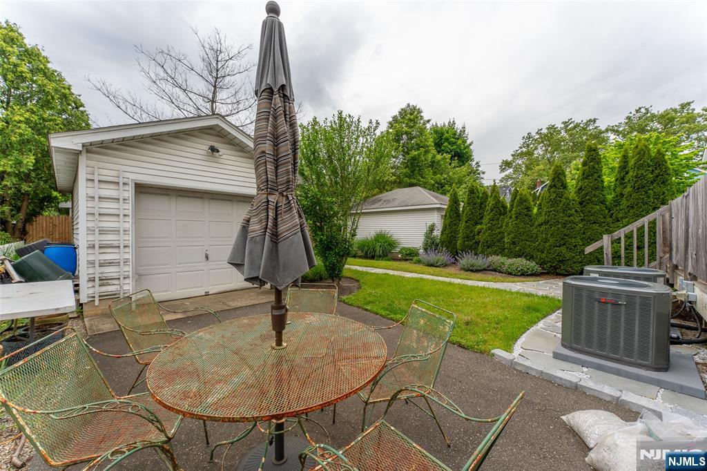 16 Coolidge Avenue