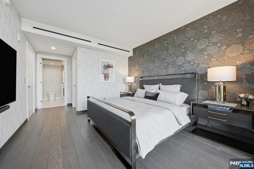 320 Adolphus Avenue #219