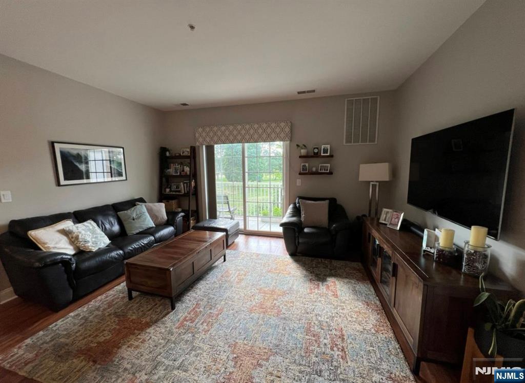 3111 Windsor Park Court 3111 - Photo 5