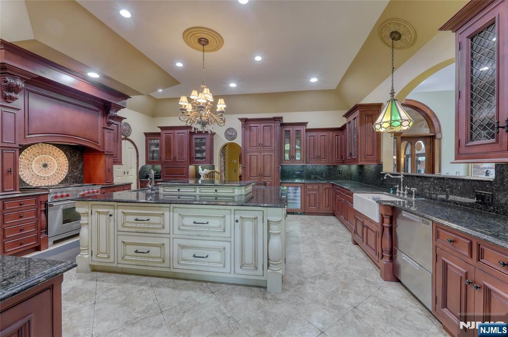 1 Cherokee Court