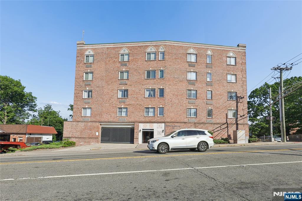 Homes for sale in Palisades Park, NJ | 399 11th St #403, Palisades Park, NJ 07650 | MLS# 26020256
