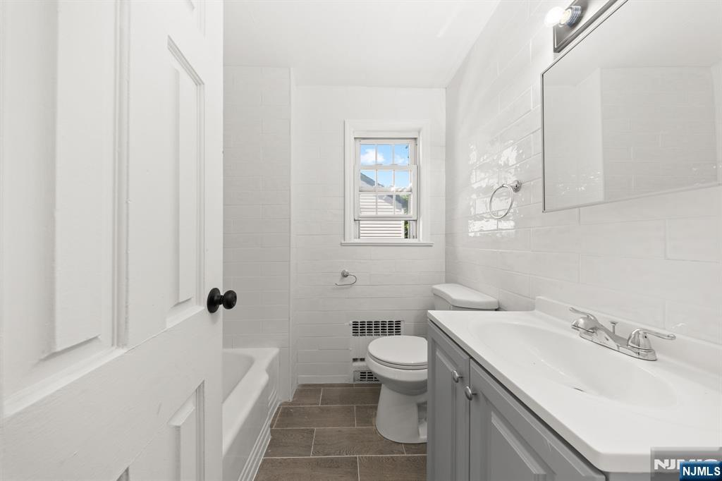 493 Beverly, #1, Teaneck, NJ 07666 Listing Photo  10