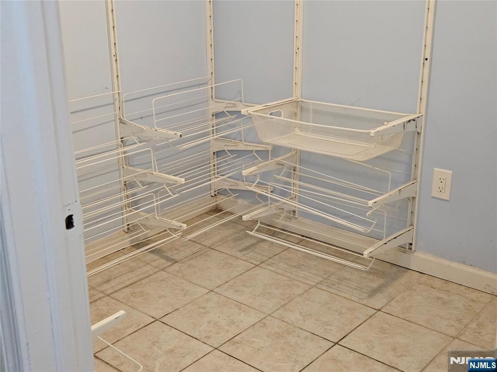 281 Marion Avenue — photo 12