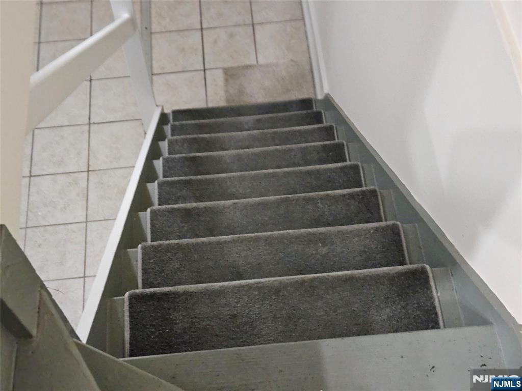 281 Marion Ave, Cliffside Park, NJ 07010