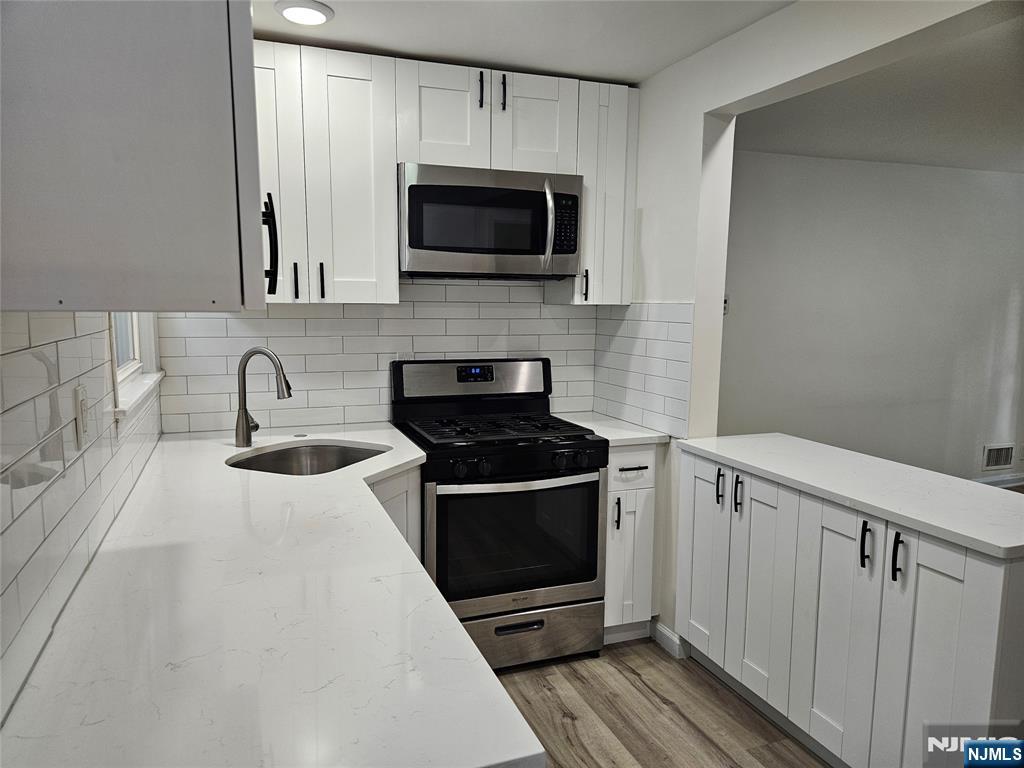 281 Marion Ave, Cliffside Park, NJ 07010