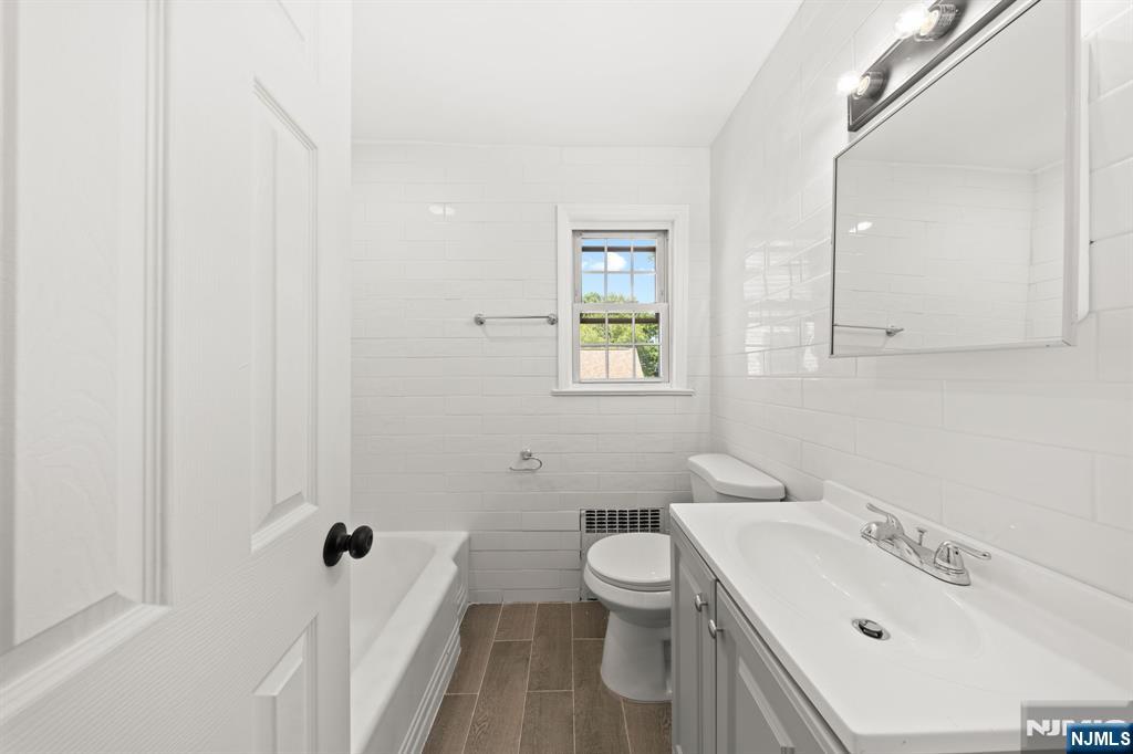 493 Beverly, #2, Teaneck, NJ 07666 Listing Photo  14